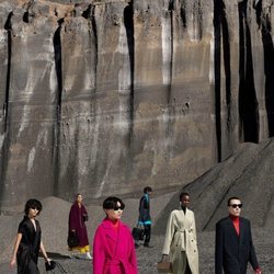 Los abrigos de entretiempo, protagonistas de la colección otoño/invierno 2019 de Balenciaga