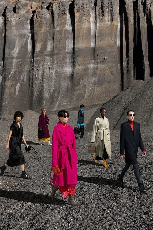 Los abrigos de entretiempo, protagonistas de la colección otoño/invierno 2019 de Balenciaga