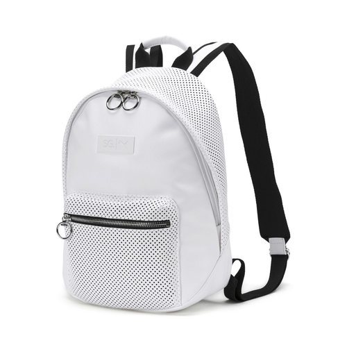 Mochila 'SG X Puma' en blanco diseñada por Selena Gomez para Puma