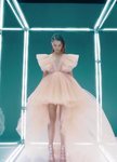 Vestido de tul con cola de Giambattista Valli x H&M