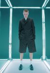 Americana de lana y pantalón corto de traje de Giambattista Valli x H&M