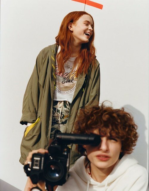 Protagonistas de Stranger Things imagen de la colección cápsula de Pull & Bear 2019