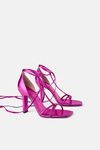 Sandalia fucsia de de la colección Blue Collection de Zara 2019