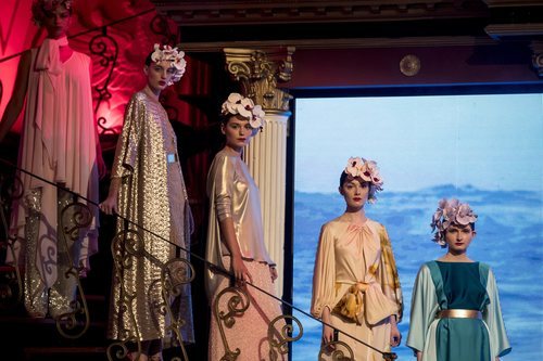 Modelos durante el desfile de la colección crucero de Juan Duyos para 'Alta Mar'