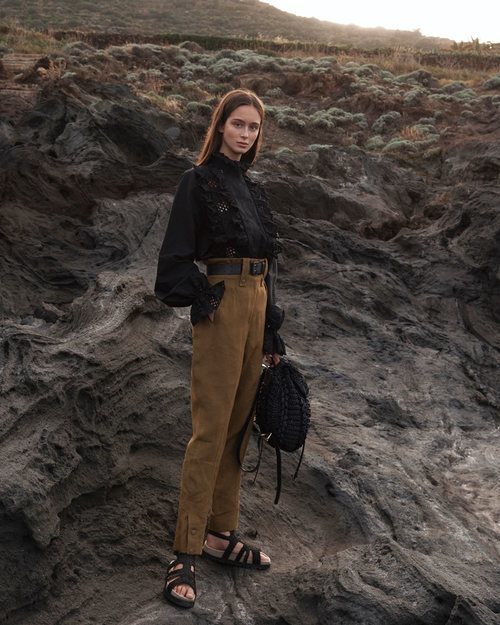 Pantalón de talle alto de la colección 'Ocean Breeze' de Alberta Ferretti