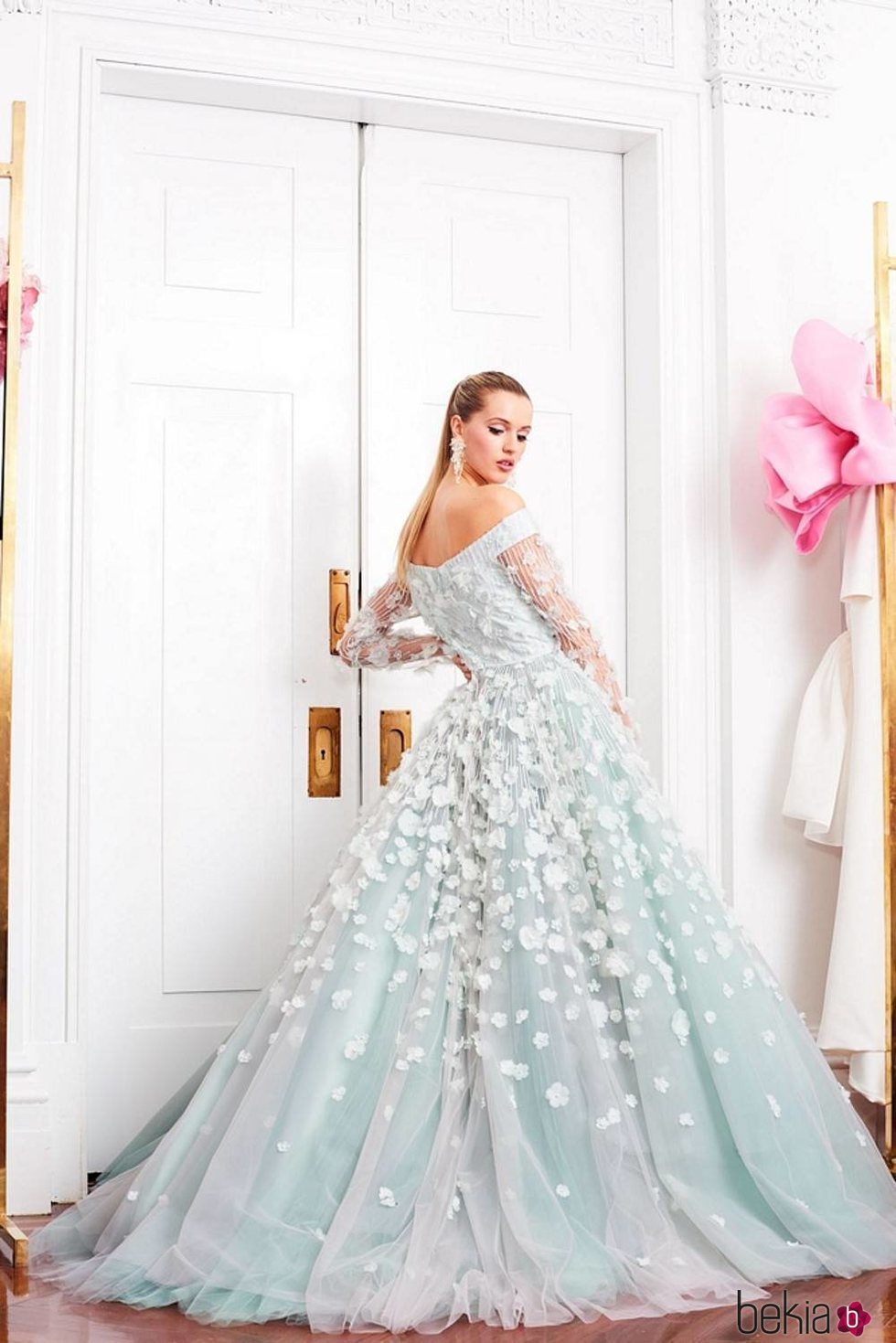 Vestido azul de la colección pre-fall 2019 de Christian Siriano