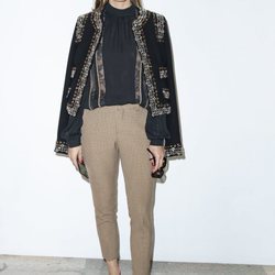 Olivia Palermo con total look de Elie Saab en la París Fashion Week