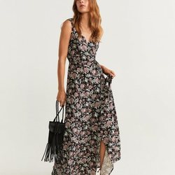 Vestido estampado de la colección otoño/invierno 2019 de Mango