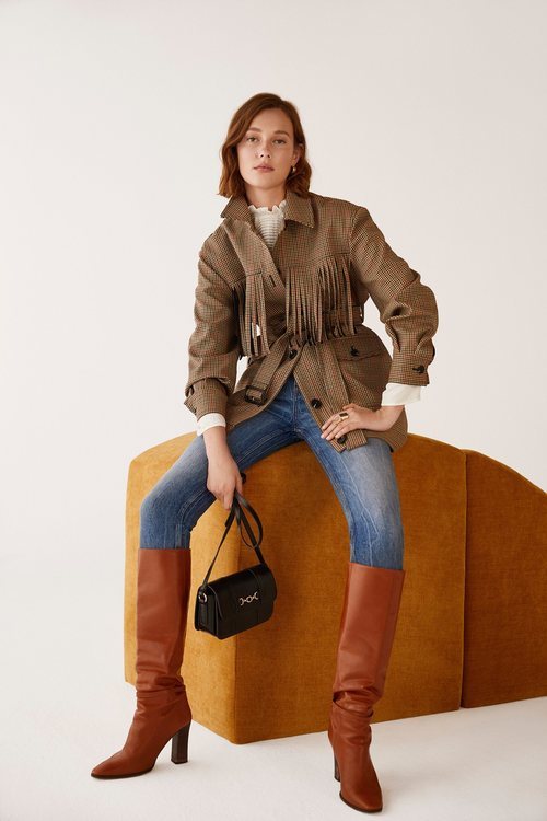 Chaqueta de flecos de la colección otoño/invierno 2019 de Mango