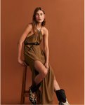 Vestido halter de la colección otoño/invierno 2019 de Mango