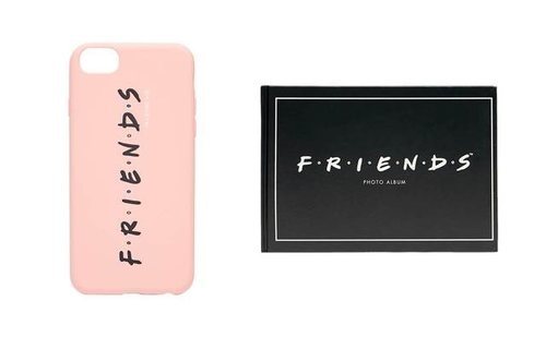 Funda de móvil rosa pastel y estuche negro de la colección cápsula de Stradivarius x 'Friends'