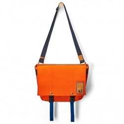 Bandolera de la nueva colección 'Eye Loewe Nature' de Loewe