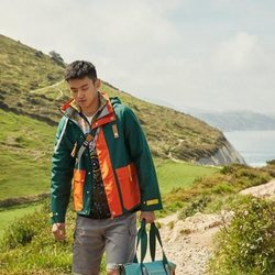 Total look de senderismo de la nueva colección 'Eye Loewe Nature' de Loewe