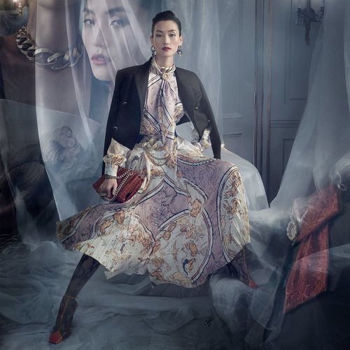 Vestido scarf print de la colección otoño 2019 de Zara
