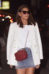 Katie Holmes y el sencillo look perfecto para el verano