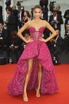 Gabrielle Caunesil vestida de Rami Kadi en la premiere de 'Truth' en el Festival de Venecia 2019