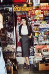 Falda brillante de la colección otoño/invierno 2019/2020 de Dolores Promesas