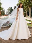 Vestido 'Elenco' de la colección 2020 de Pronovias