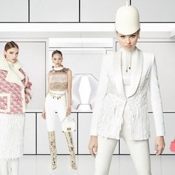 Americana de flecos de la colección otoño/invierno 2019 de Elisabetti Franchi