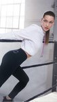 Sudadera blanca de la colección 'Challenge Yourself' de Calvin Klein