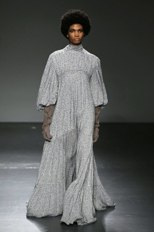 Vestido de inspiración flamenca de la colección '1916' de Palomo Spain