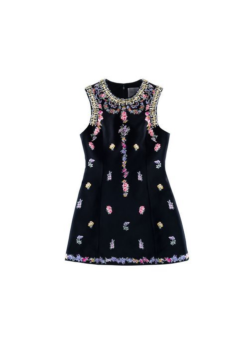Vestido negro ajustado de la colección de H&M y Giambattista Valli