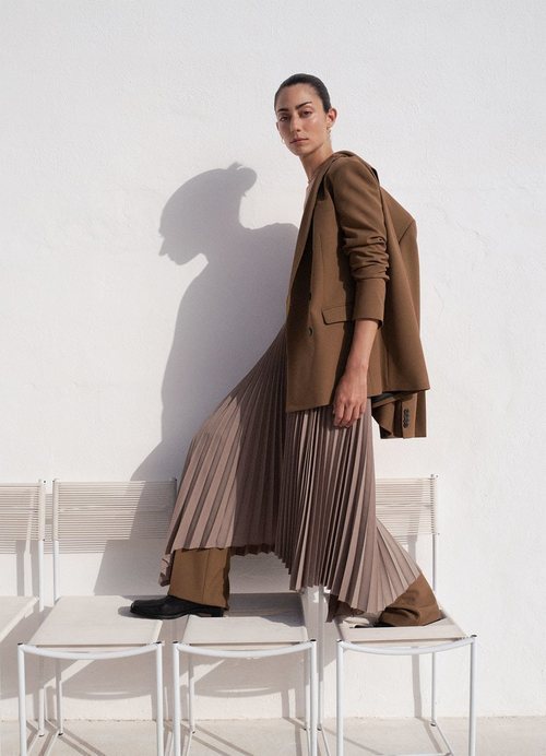 Falda plisada de la colección otoño 2019 de Zara