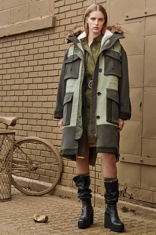 Parca con pathwork de 'Zara SRPLS' otoño 2019