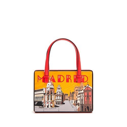 Bolso Madrid de la colección Loewe Postal 2019