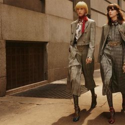 Traje estampado de la colección otoño/invierno 2019 de Zara