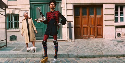 Blusa estampada de la colección prêt á porter otoño/invierno 2019 de Gucci