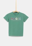 Camiseta verde con palabra 'Magic' de la colección de Rocío Osorno y TEX de otoño/invierno 2019