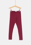 Legging rojo de la colección 'I-O' de Carrefour y TEX para otoño/invierno 2019
