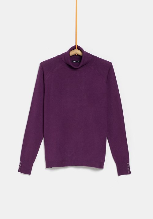 Jersey cuello alto morado de la colección 'I-O' de Carrefour y TEX para otoño/invierno 2019