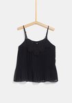 Blusa negra para mujer de la colección 'I-O' de Carrefour y TEX para otoño/invierno 2019