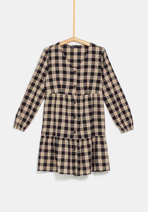Vestido de cuadros amarillos de la colección 'I-O' de Carrefour y TEX para otoño/invierno 2019