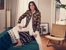 Chaqueta estampada de la colección 'Leandra Medine x Mango'