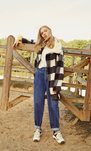 Abrigo de cuadros de la 'STR Collection' otoño 2019 de Stradivarius
