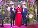 Ona Carbonell con los diseñadores Modesto Lomba y Hannibal Laguna en la gala Mejor Calzada de España 2018