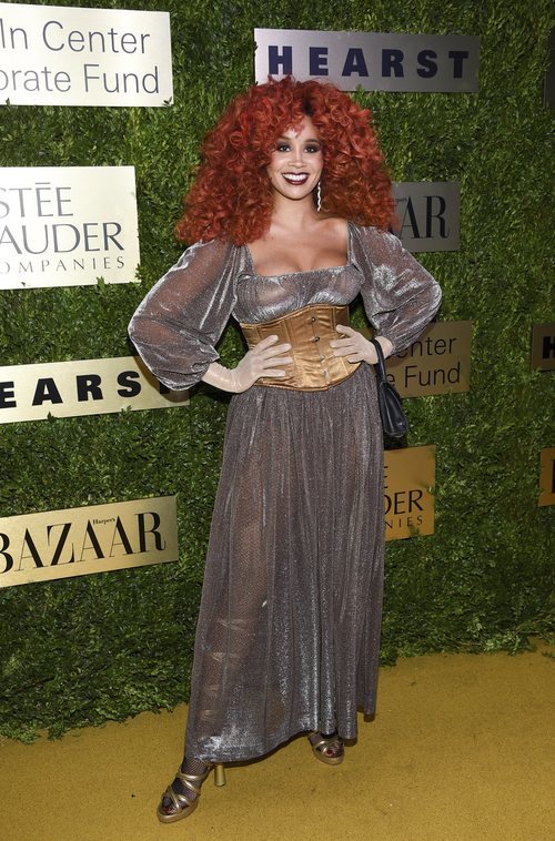 Jillian Hervey con un vetido estilo medieval en la gala Lincoln Center Corporate Fund Fashion 2019