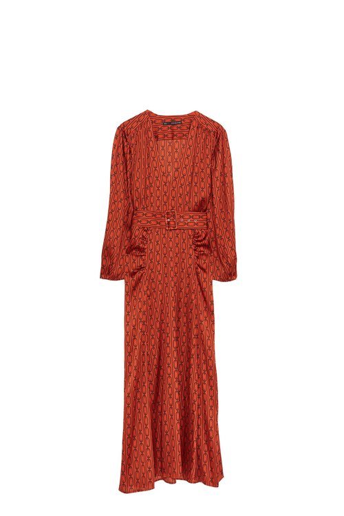 Vestido rojo de la colección Sfera otoño/invierno 2019-2020 Especial Navidad