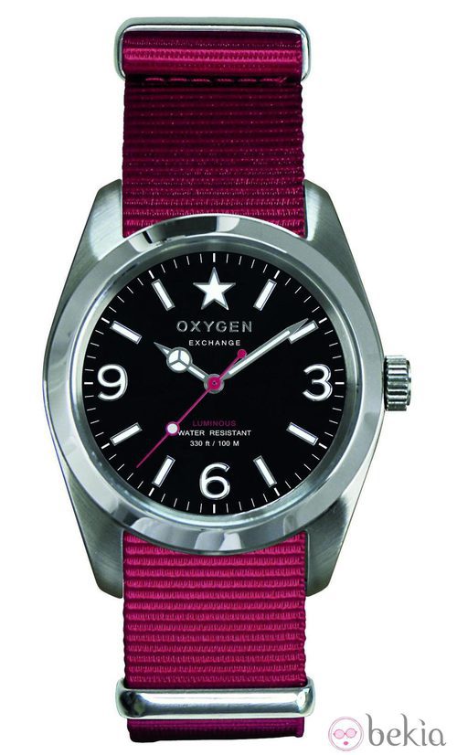 Reloj con correa fucsia de la firma Oxygen Exchangue
