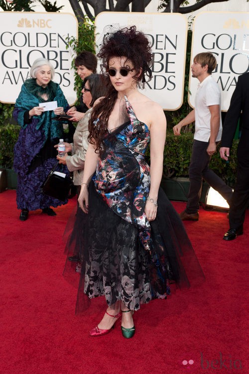 Helena Bonham Carter en la alfombra roja de los Globos de Oro 2011