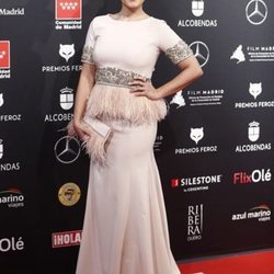 Gisela, con un vestido de plumas en los Premios Feroz 2020