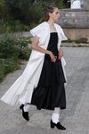 Conjunto de vestido y capa de la colección primavera/ verano 2020 de Alta Costura de Chanel