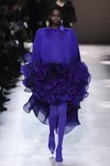 Vestido con volantes del desfile de Alta Costura 2020 de Givenchy