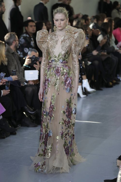 Vestido del desfile de Alta Costura 2020 de Elie Saab