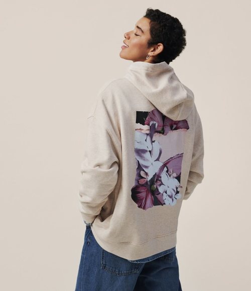 Sudadera de la colección cápsula 'Helena Christensen x H&M'