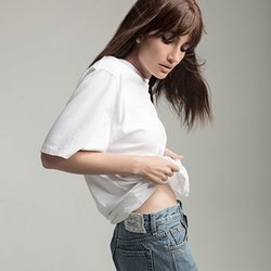 La modelo Lily Aldridge en la colección cápsula de Levi's Made & Crafted