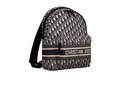 Mochila en color beige de la colección de viaje 2020 de Dior